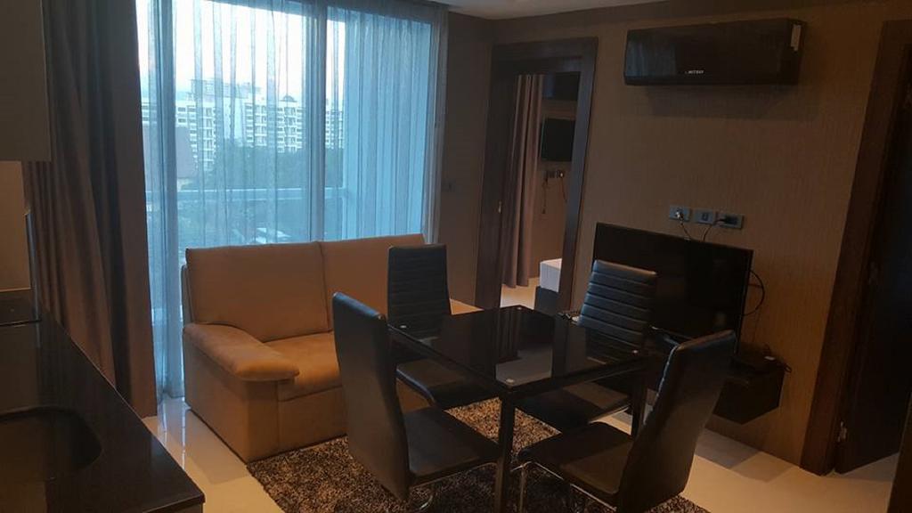 Serenity Wongamat Apartments Pattaya Exterior foto